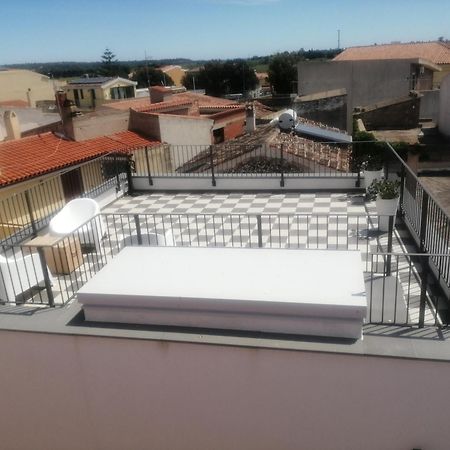 לינה וארוחת בוקר אורוסיי Casa Saba חדר תמונה