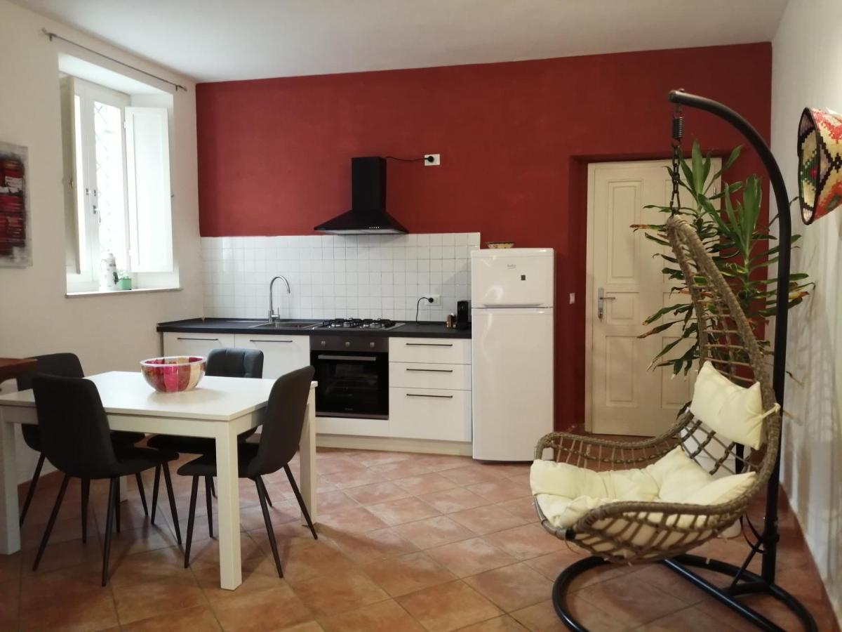 לינה וארוחת בוקר אורוסיי Casa Saba מראה חיצוני תמונה
