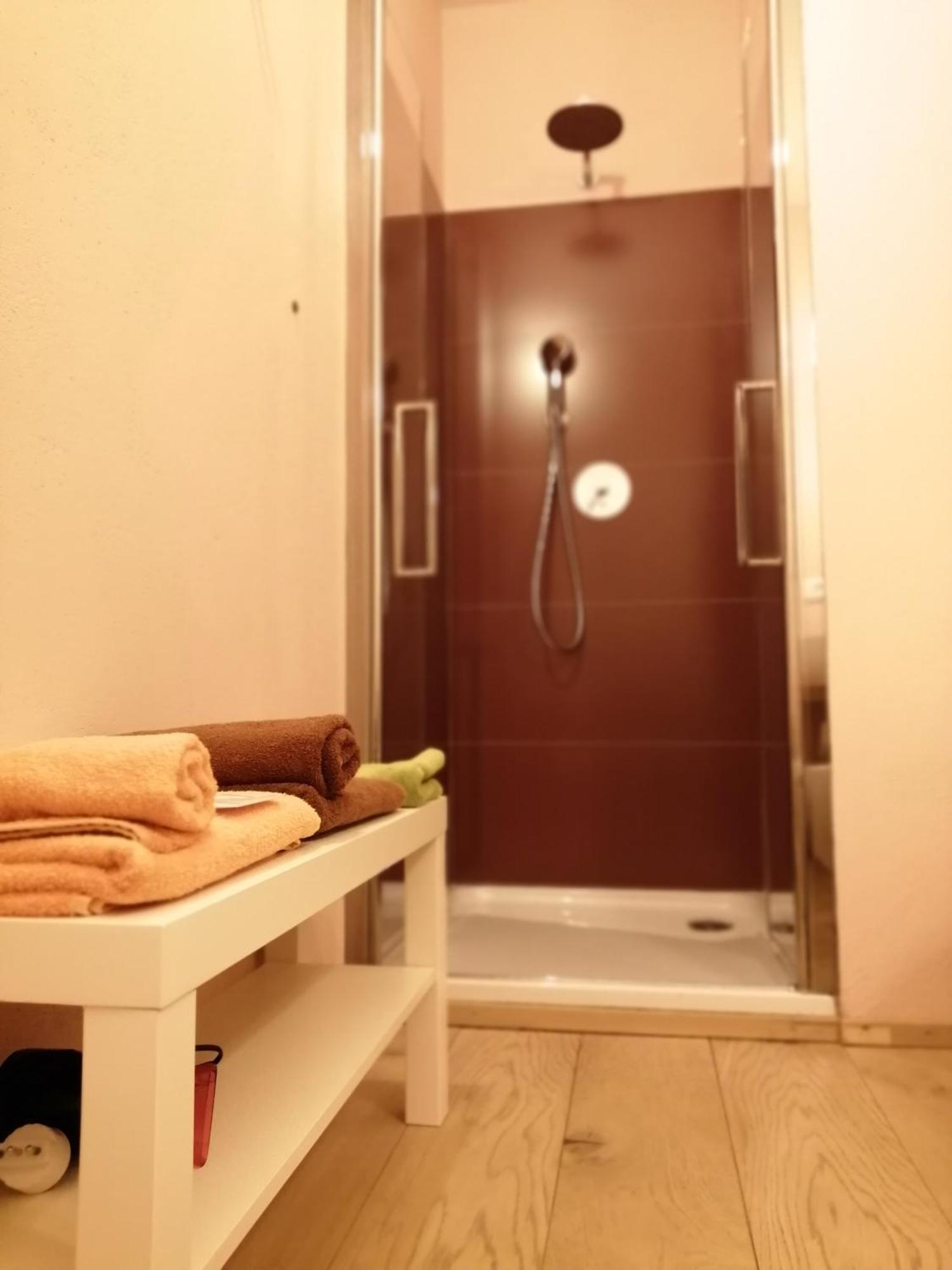 לינה וארוחת בוקר אורוסיי Casa Saba חדר תמונה