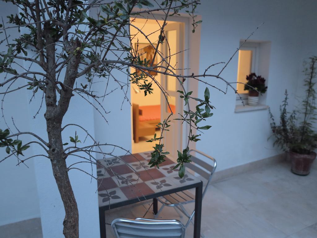 לינה וארוחת בוקר אורוסיי Casa Saba מראה חיצוני תמונה