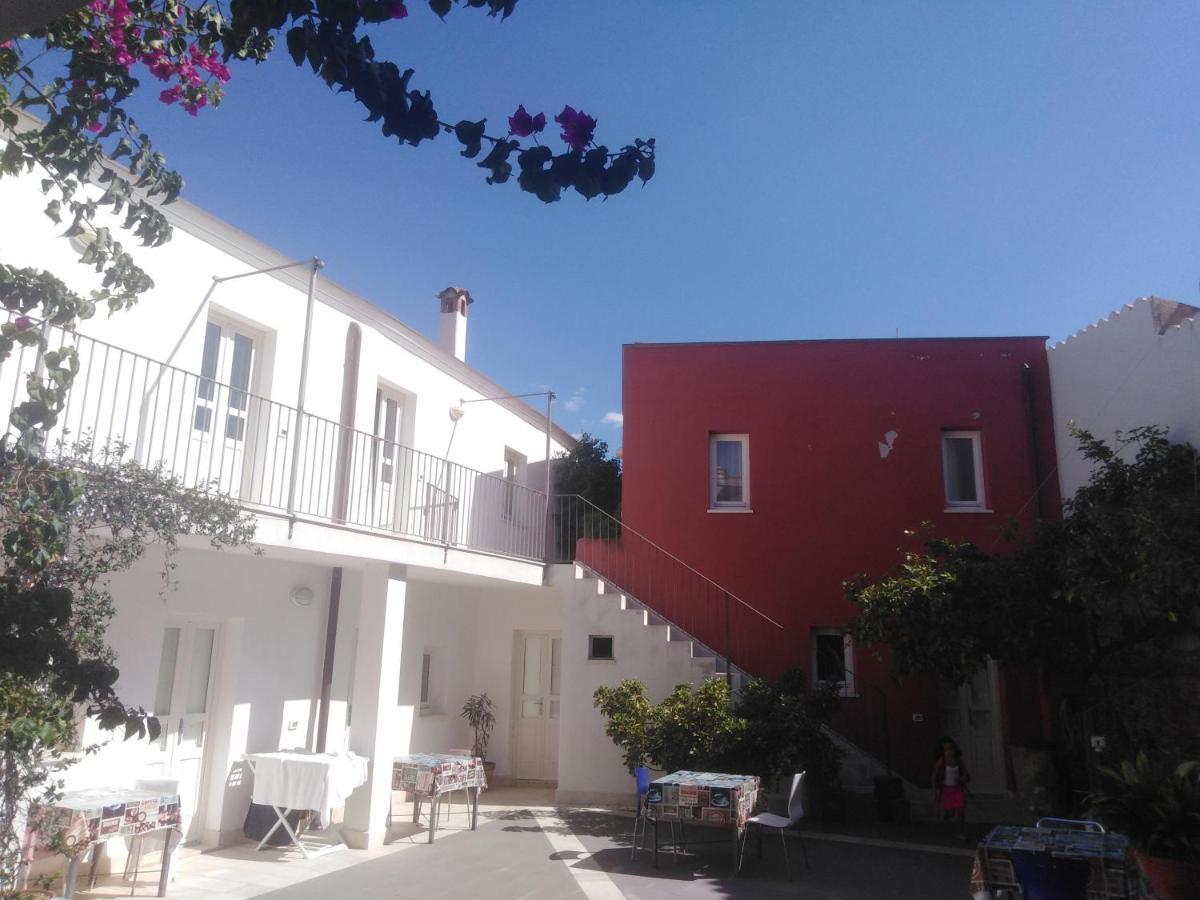 לינה וארוחת בוקר אורוסיי Casa Saba מראה חיצוני תמונה